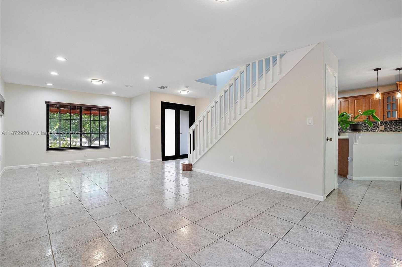 Small Image of 5259 NORTH WEST 186TH LN, Miami Gardens Number 10