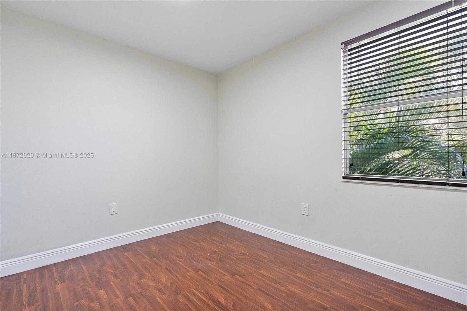 Small Image of 5259 NORTH WEST 186TH LN, Miami Gardens Number 31