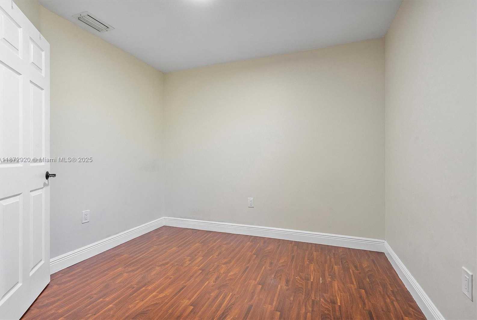 Small Image of 5259 NORTH WEST 186TH LN, Miami Gardens Number 33