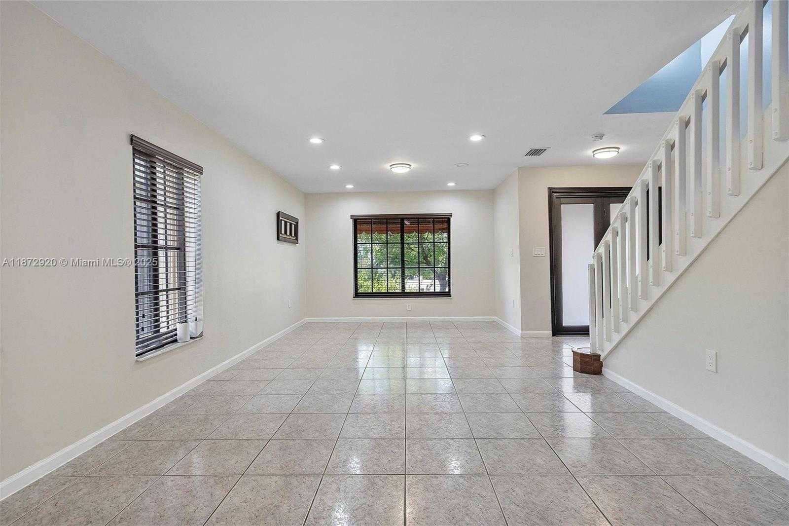 Small Image of 5259 NORTH WEST 186TH LN, Miami Gardens Number 8