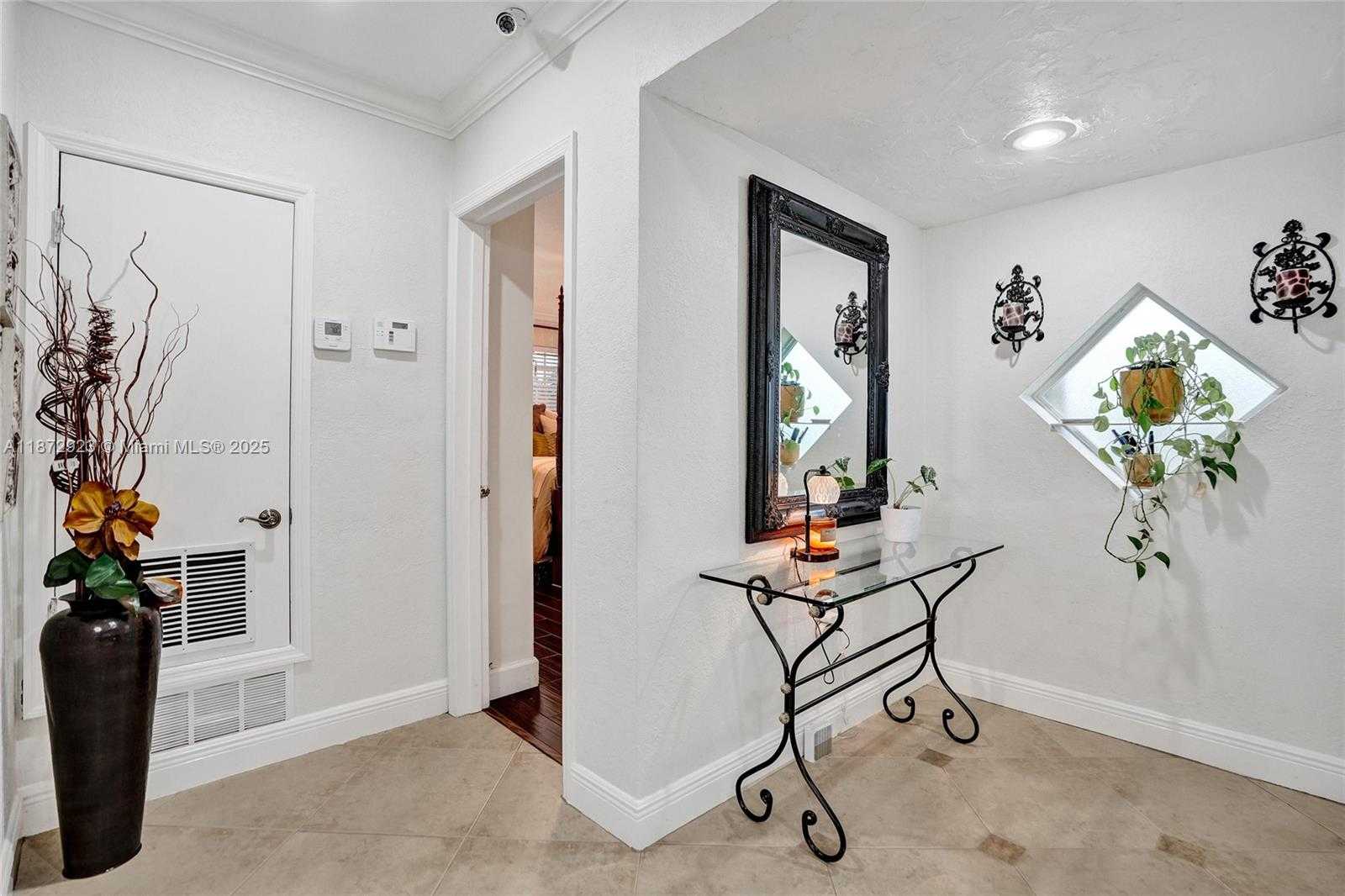 Small Image of 7733 BILTMORE BLVD, Miramar Number 14