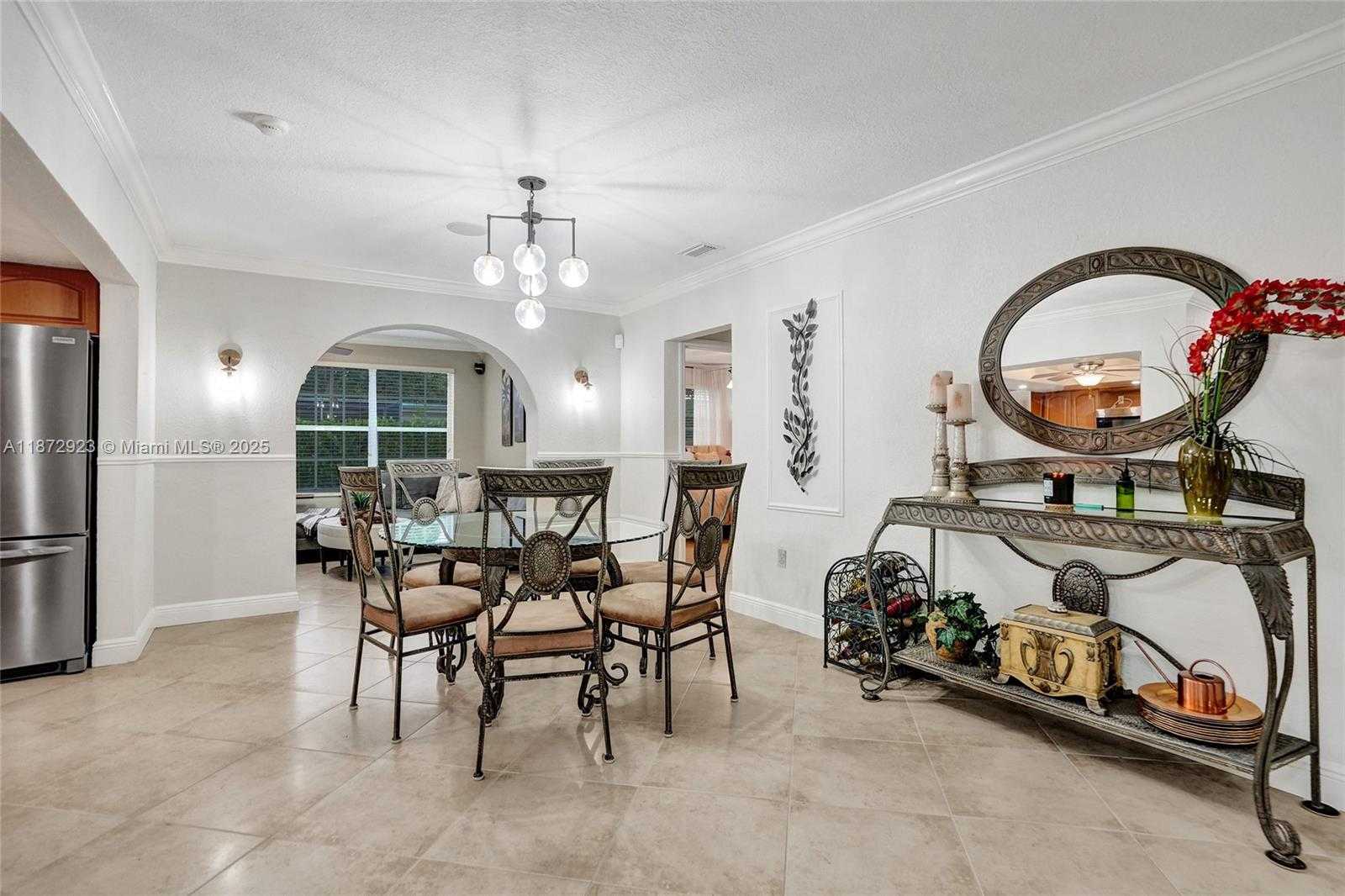 Small Image of 7733 BILTMORE BLVD, Miramar Number 17