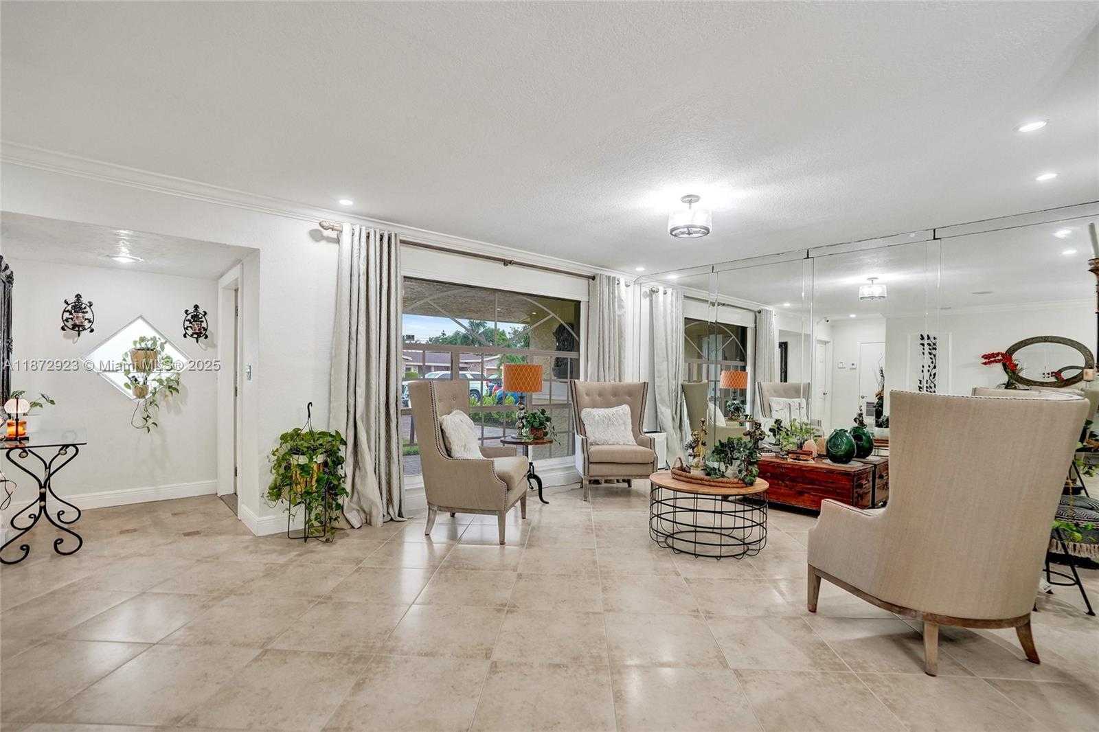 Small Image of 7733 BILTMORE BLVD, Miramar Number 21