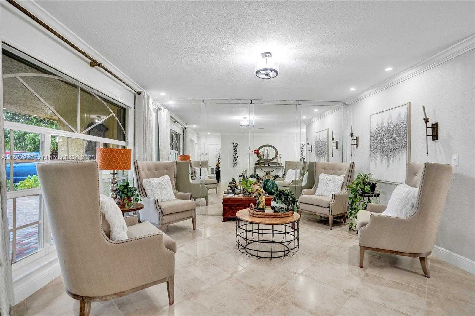 Small Image of 7733 BILTMORE BLVD, Miramar Number 23