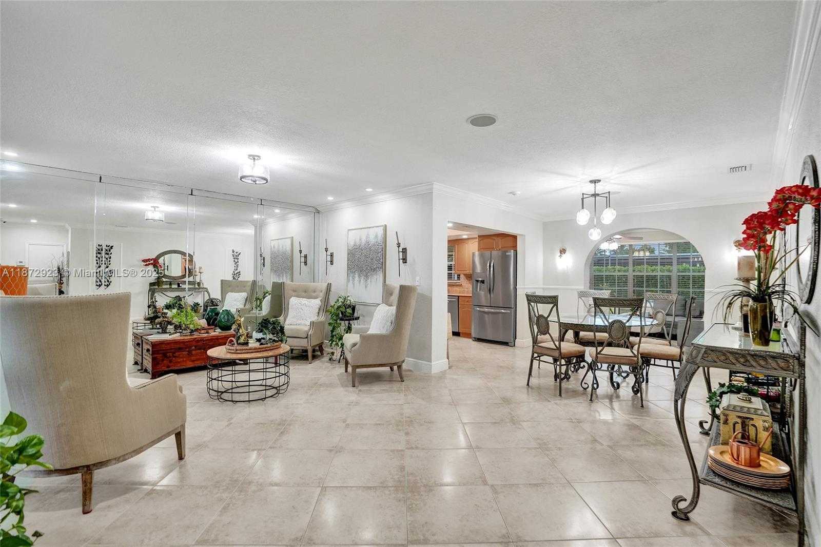 Small Image of 7733 BILTMORE BLVD, Miramar Number 24