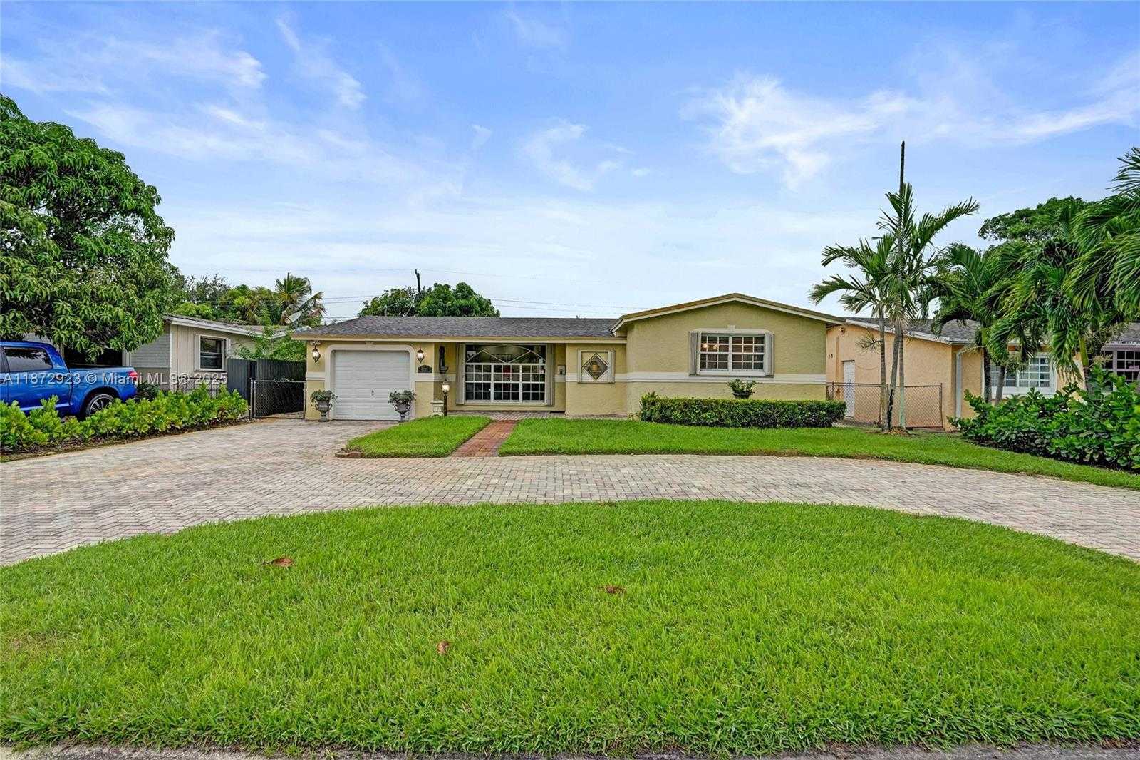 Small Image of 7733 BILTMORE BLVD, Miramar Number 48
