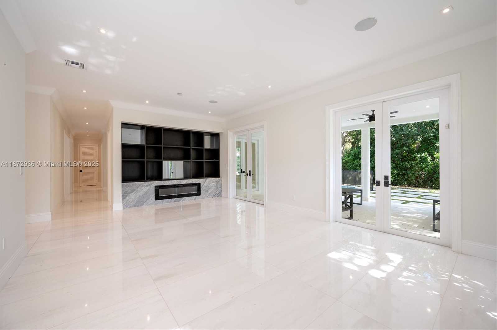 Small Image of 680 DESTACADA AVE, Coral Gables Number 12
