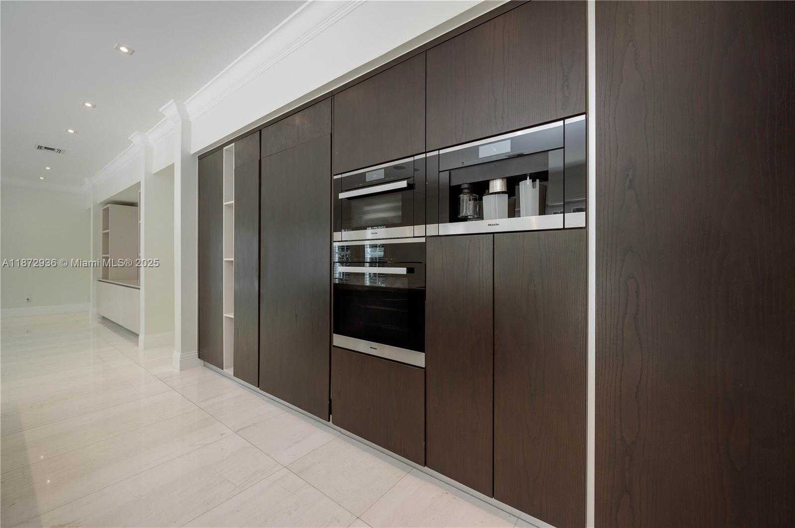 Small Image of 680 DESTACADA AVE, Coral Gables Number 20