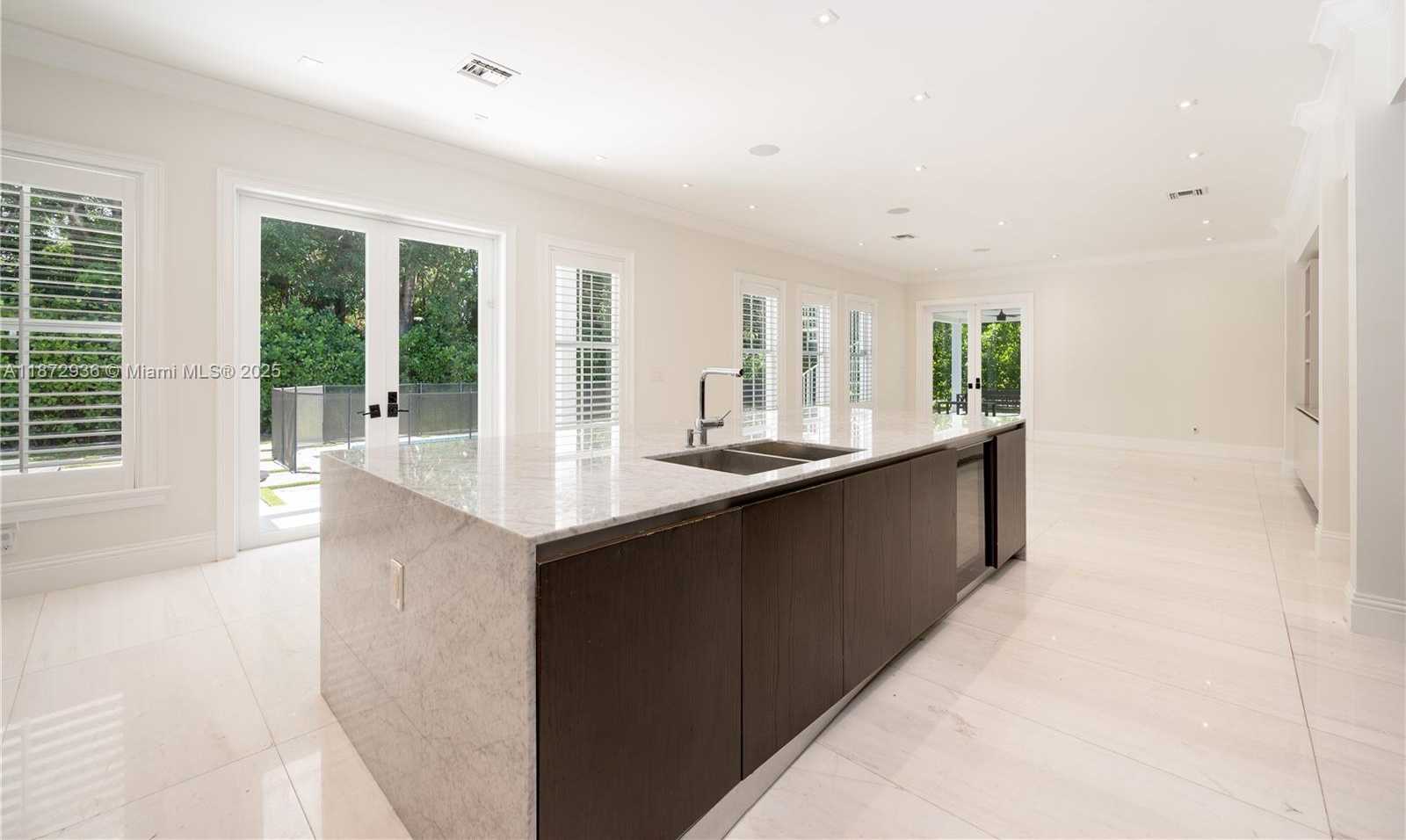 Small Image of 680 DESTACADA AVE, Coral Gables Number 21