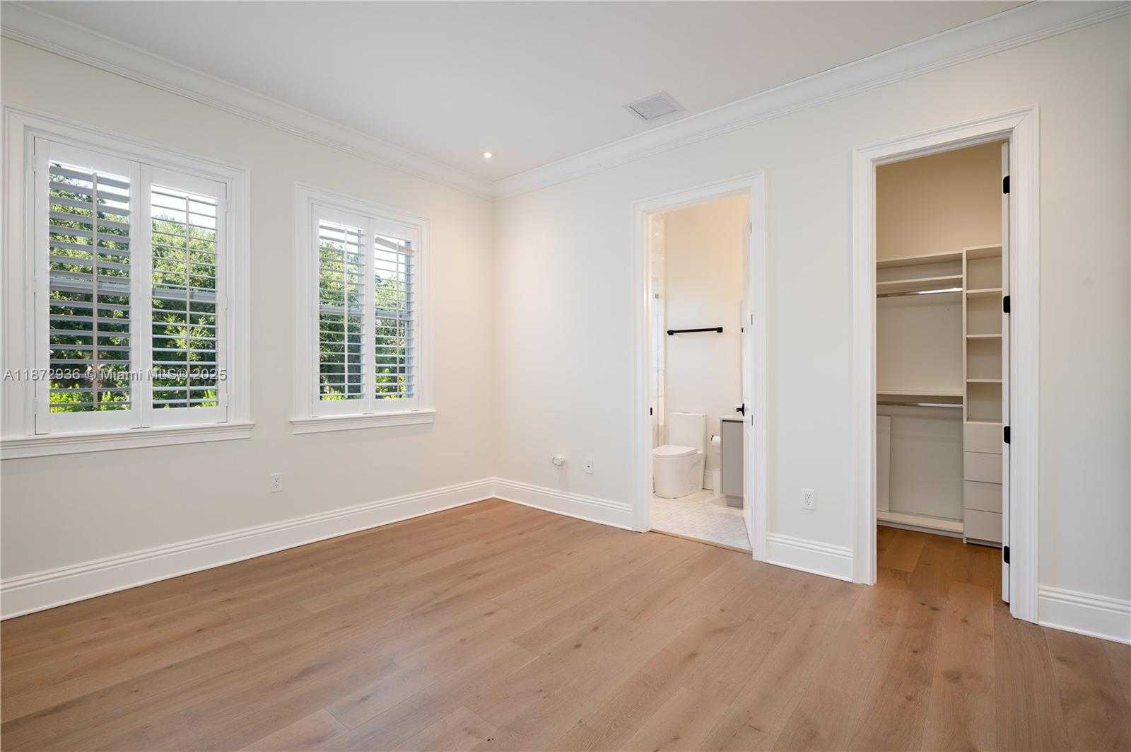 Small Image of 680 DESTACADA AVE, Coral Gables Number 37