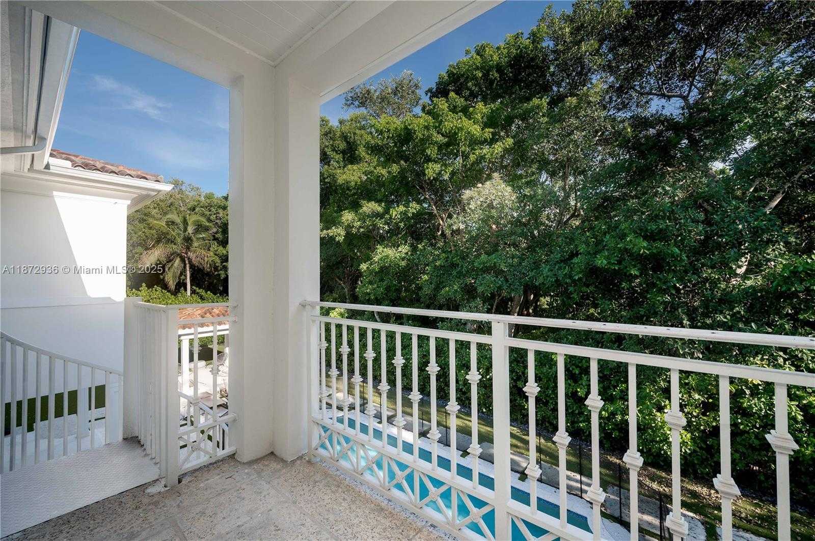 Small Image of 680 DESTACADA AVE, Coral Gables Number 47