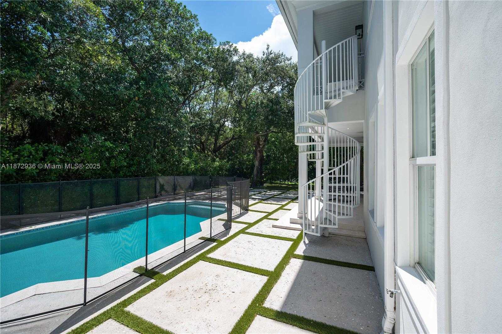 Small Image of 680 DESTACADA AVE, Coral Gables Number 57
