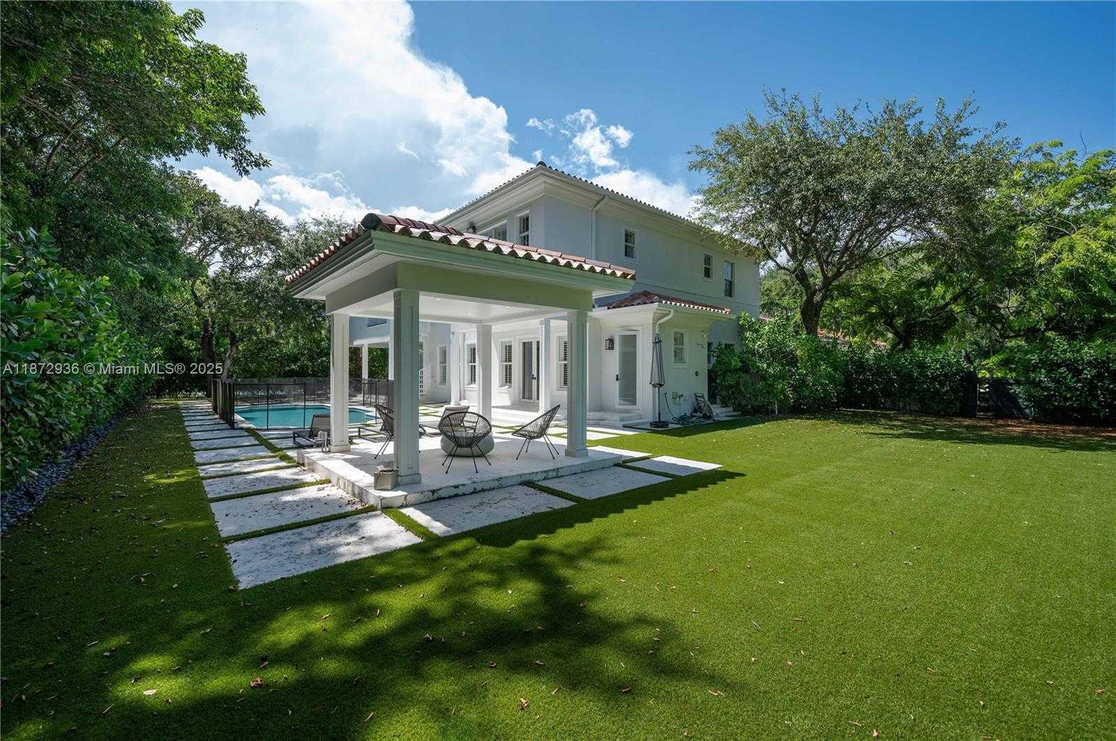 Small Image of 680 DESTACADA AVE, Coral Gables Number 61