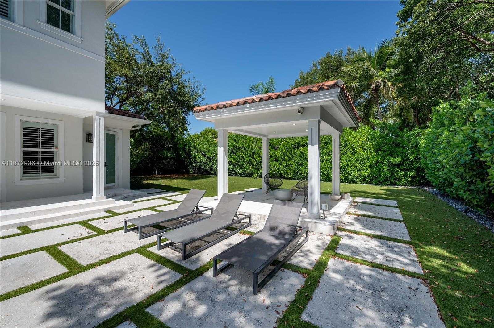 Small Image of 680 DESTACADA AVE, Coral Gables Number 62