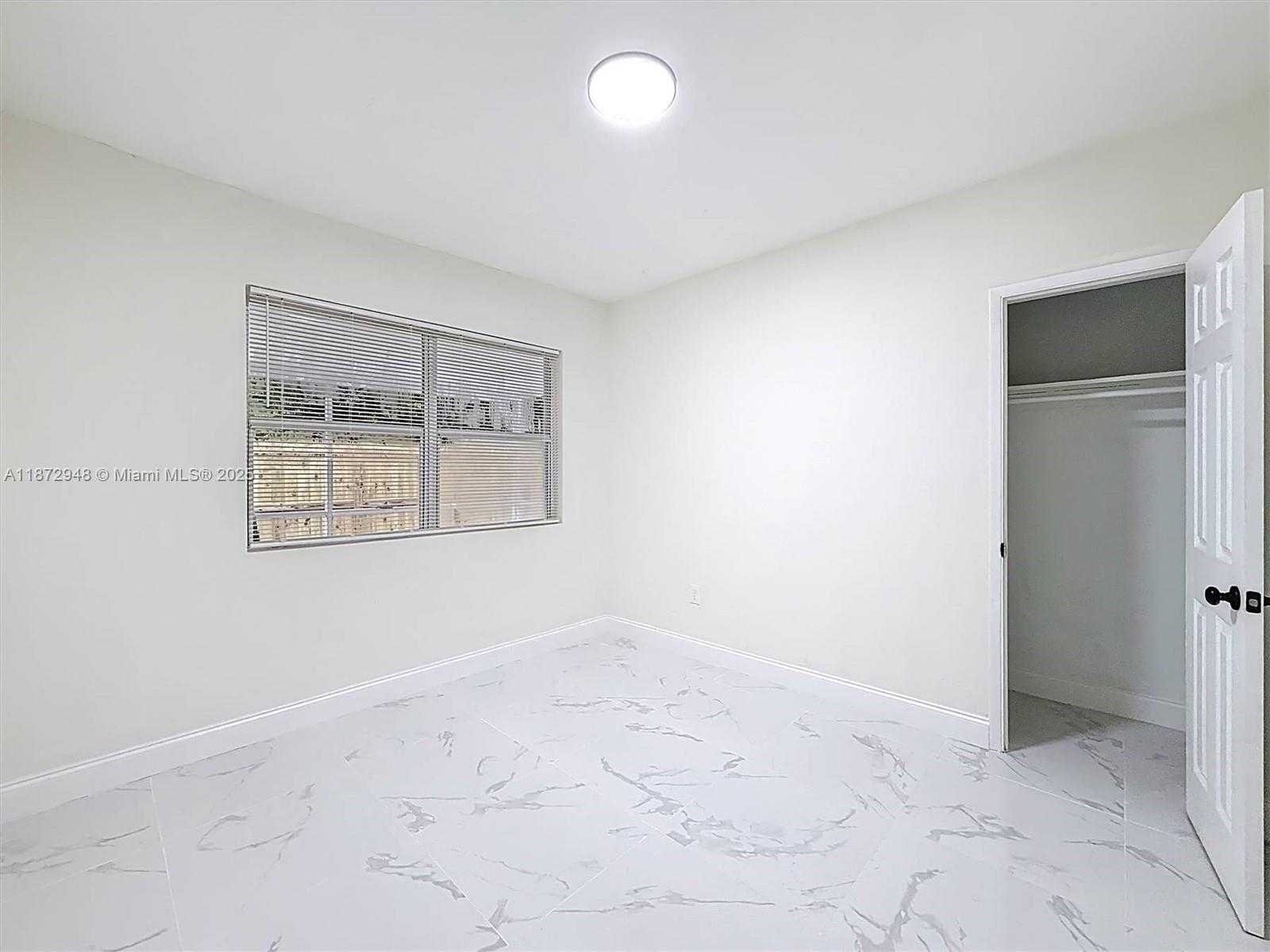Small Image of 13180 NORTH WEST 11TH AVE, North Miami Number 17