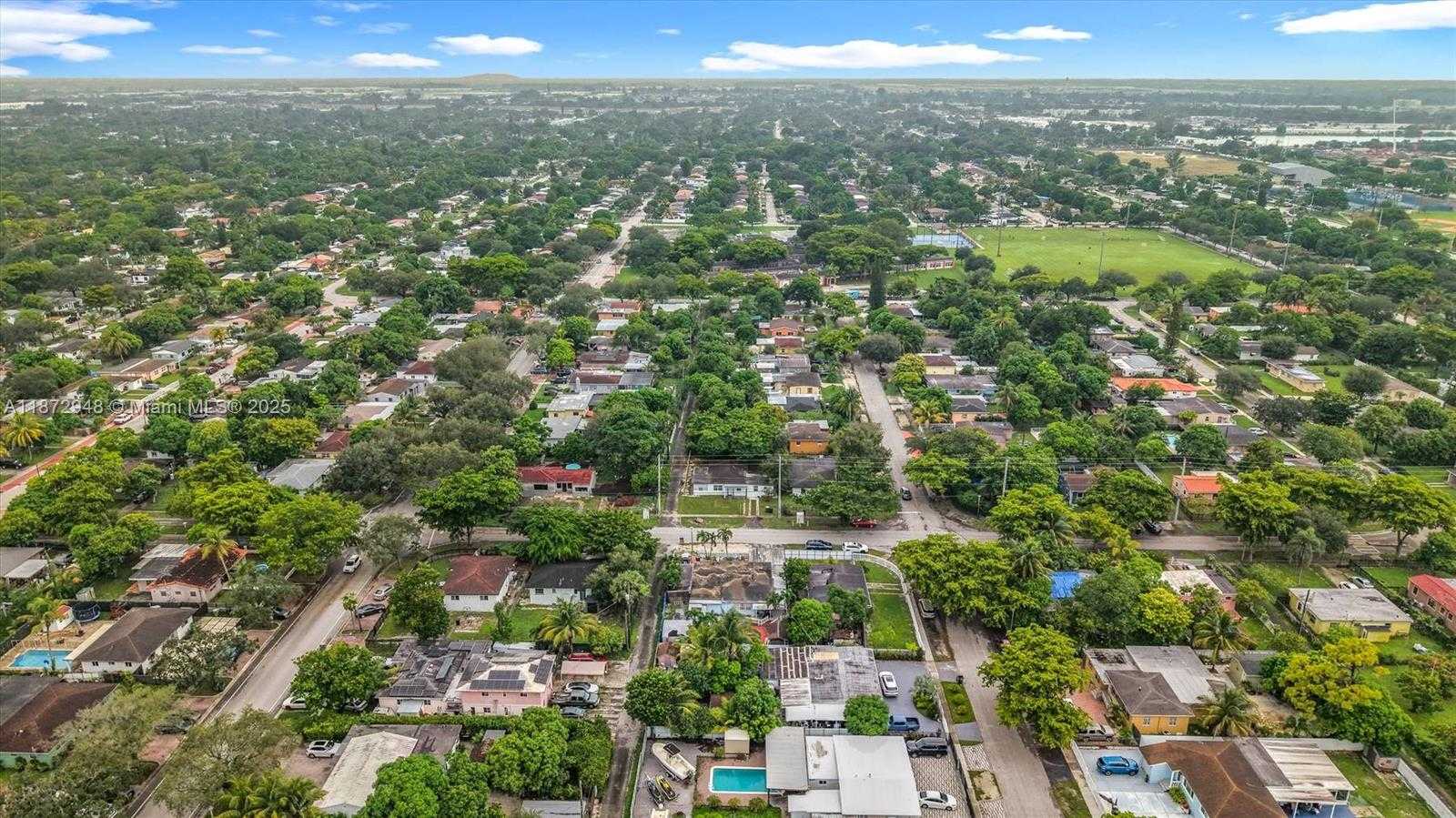 Small Image of 13180 NORTH WEST 11TH AVE, North Miami Number 38
