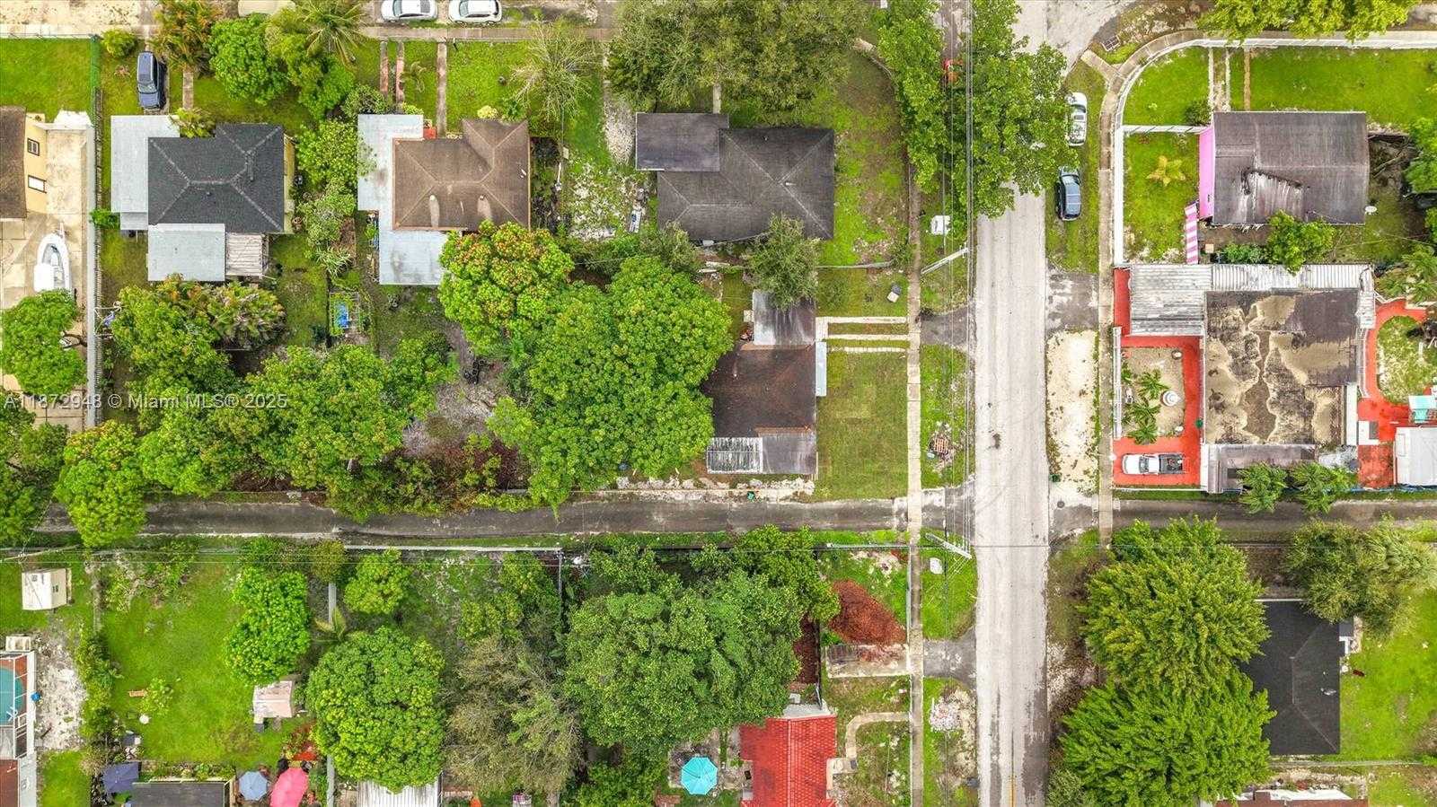Small Image of 13180 NORTH WEST 11TH AVE, North Miami Number 41