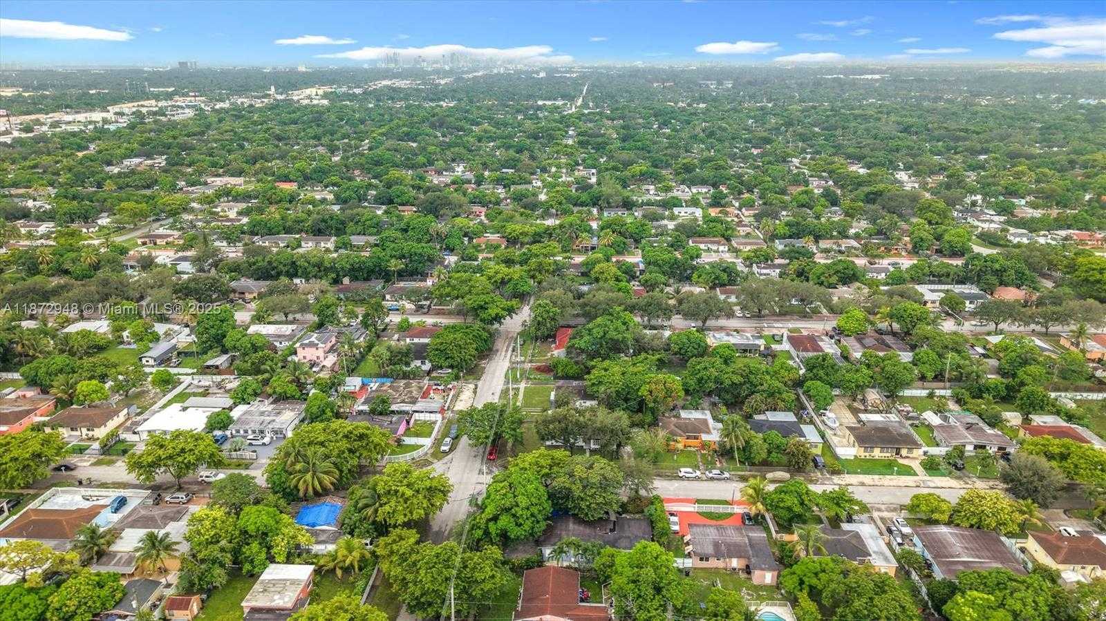 Small Image of 13180 NORTH WEST 11TH AVE, North Miami Number 42