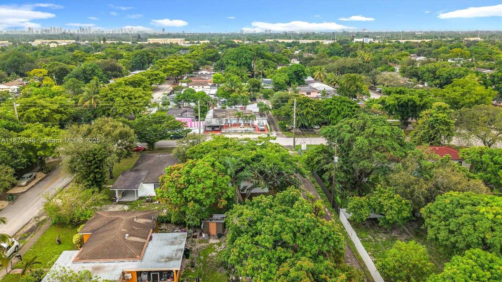Small Image of 13180 NORTH WEST 11TH AVE, North Miami Number 44