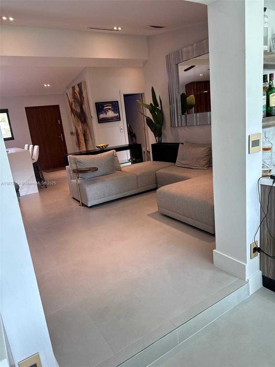 Small Image of 2543 GULFSTREAM LN, Fort Lauderdale Number 12
