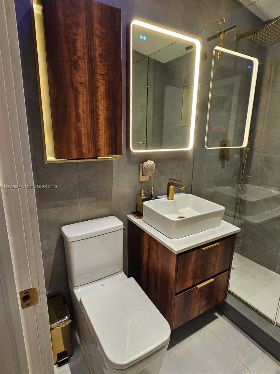 Small Image of 2543 GULFSTREAM LN, Fort Lauderdale Number 26