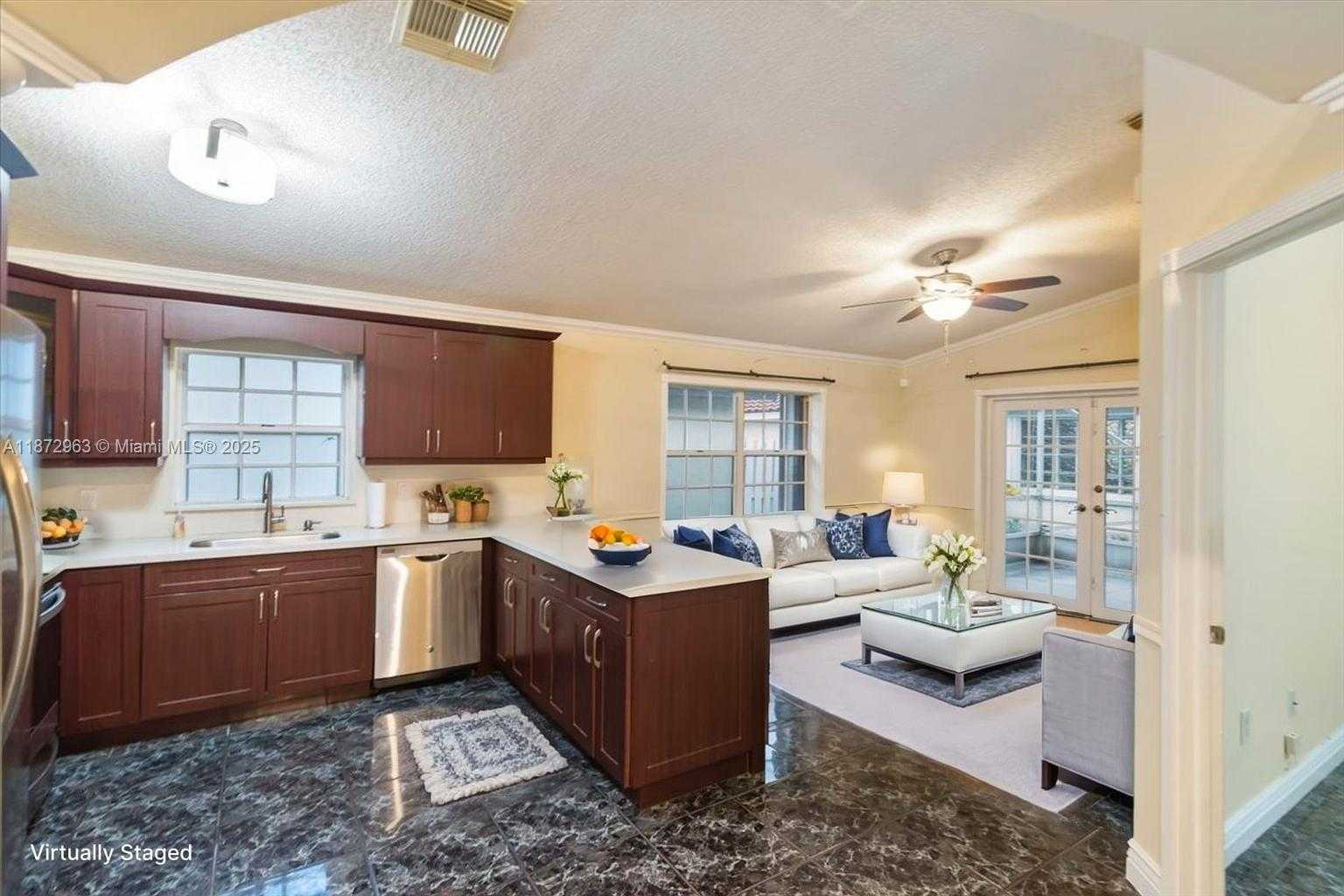 Small Image of 17610 SOUTH WEST 4TH CT, Pembroke Pines Number 14