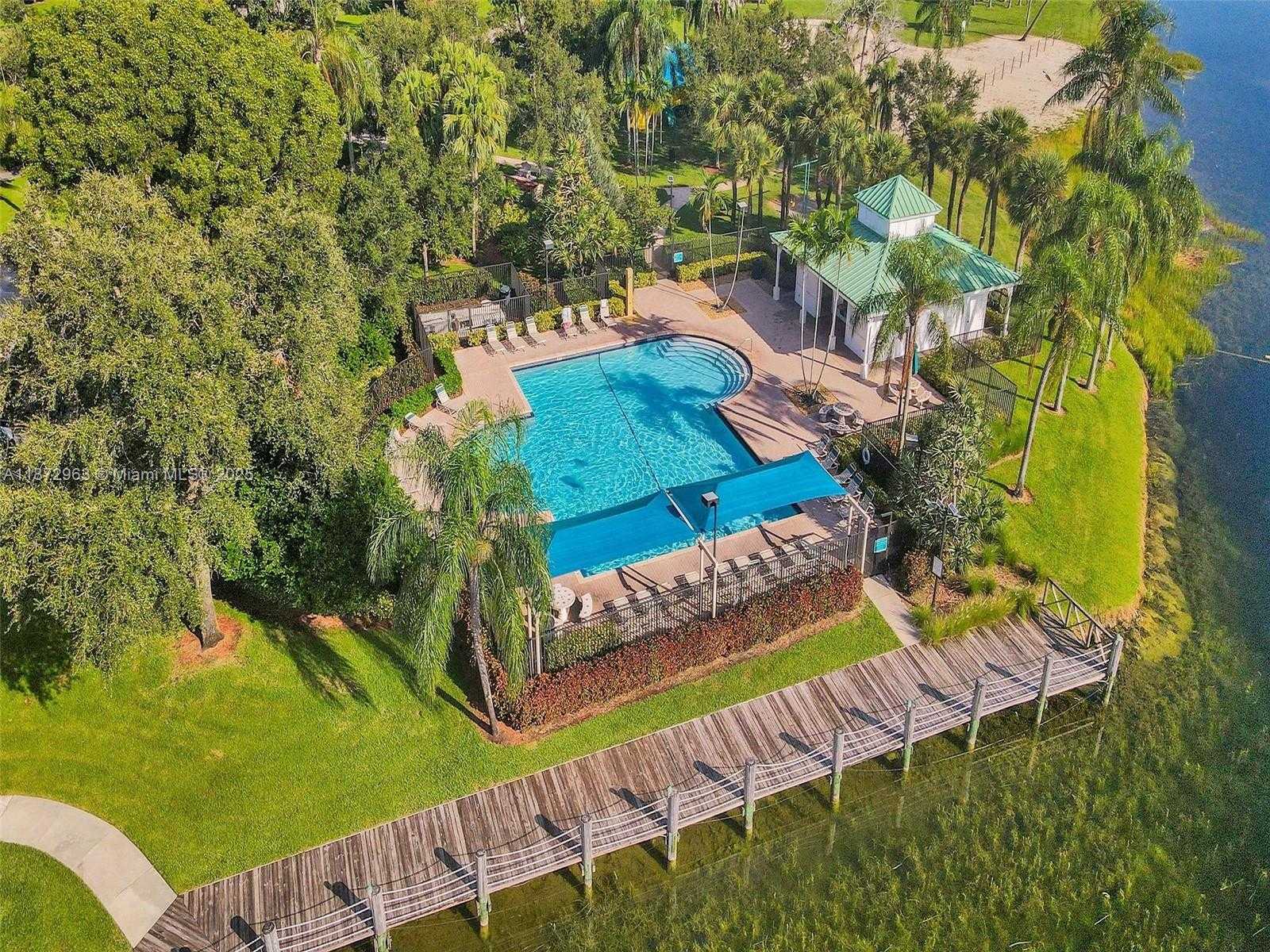 Small Image of 17610 SOUTH WEST 4TH CT, Pembroke Pines Number 42