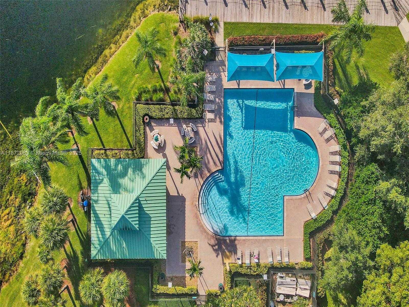 Small Image of 17610 SOUTH WEST 4TH CT, Pembroke Pines Number 43