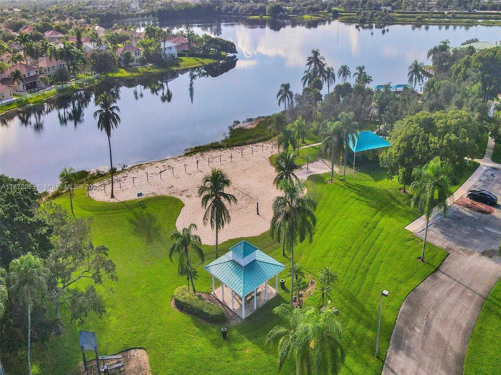 Small Image of 17610 SOUTH WEST 4TH CT, Pembroke Pines Number 44