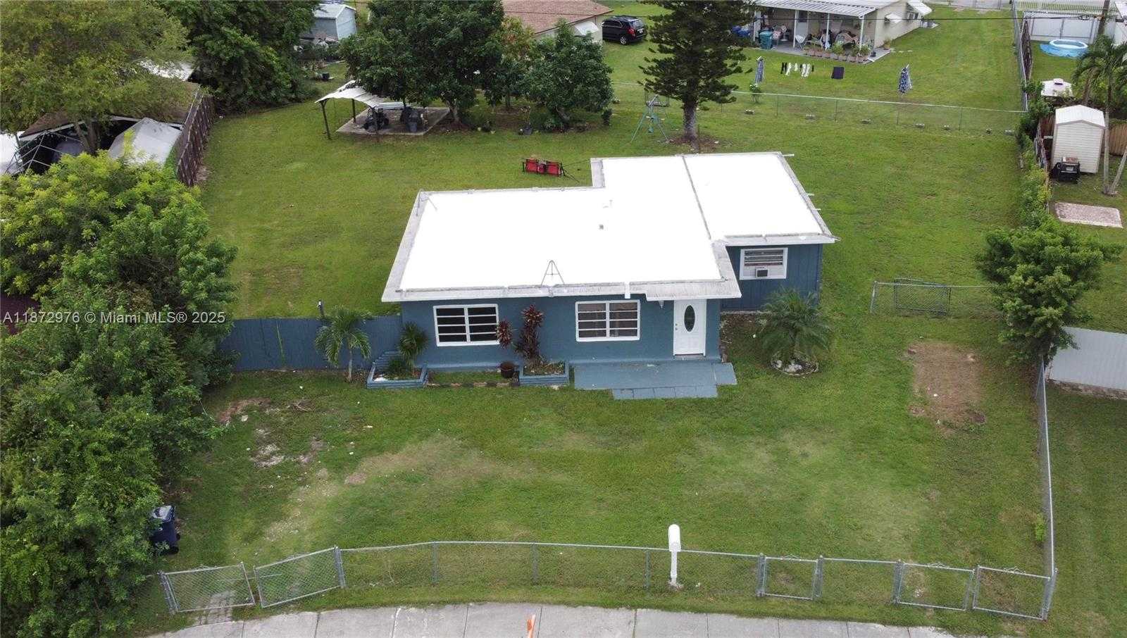 Small Image of 15250 HARRISON DRIVE, Homestead Number 14