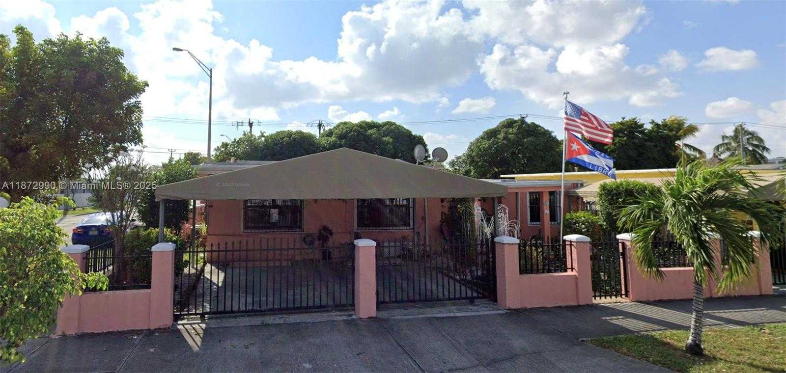 Small Image of 890 EAST 28TH ST, Hialeah Number 2