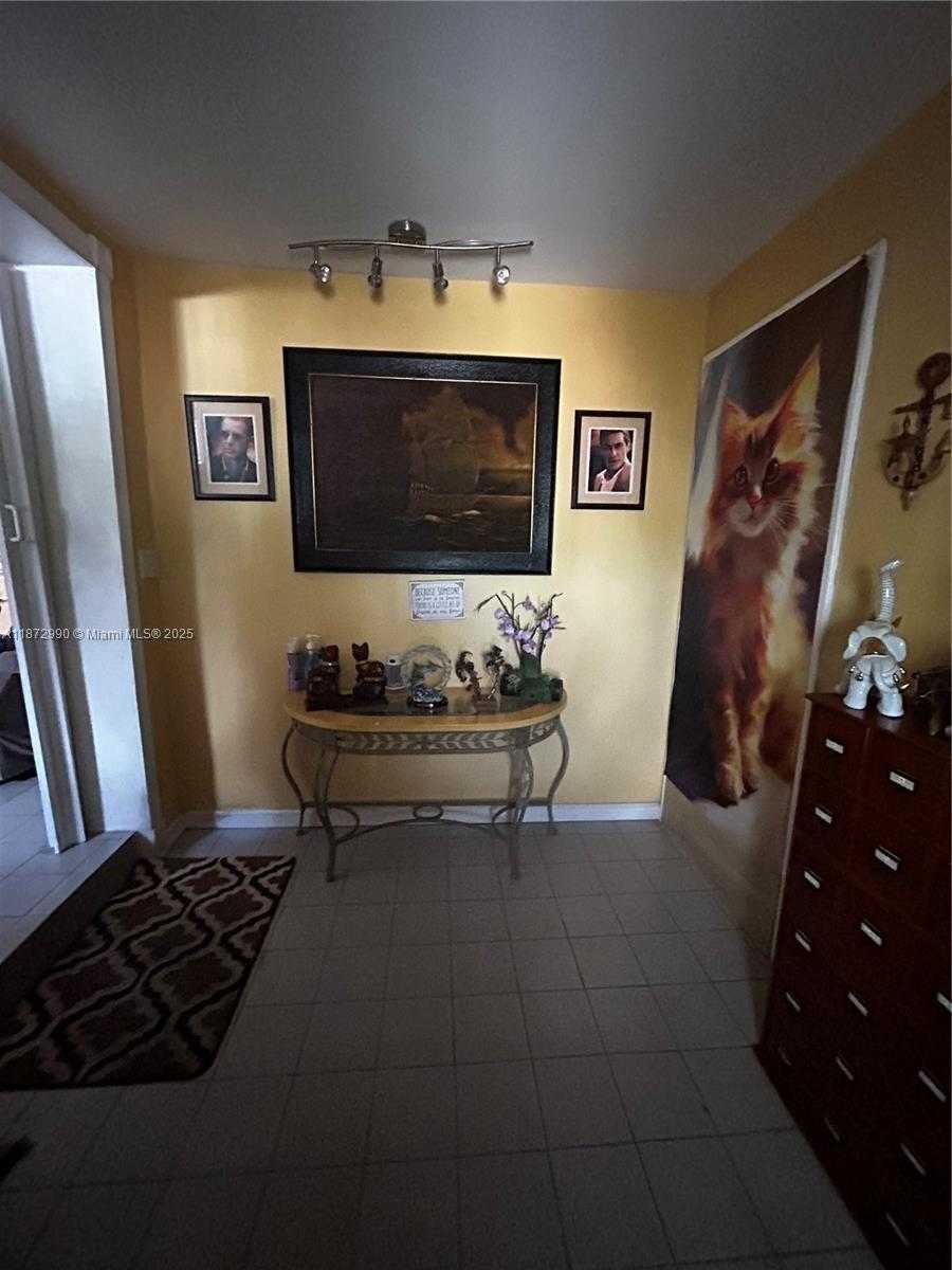 Small Image of 890 EAST 28TH ST, Hialeah Number 6