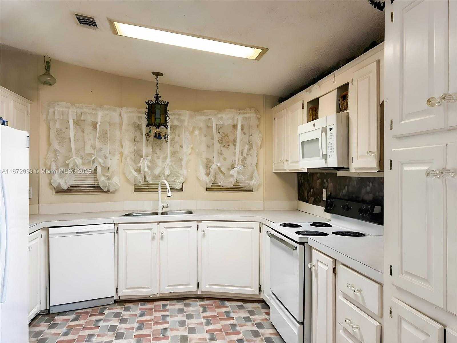 Small Image of 35250 SOUTH WEST 177TH CT LOT 48, Homestead Number 6