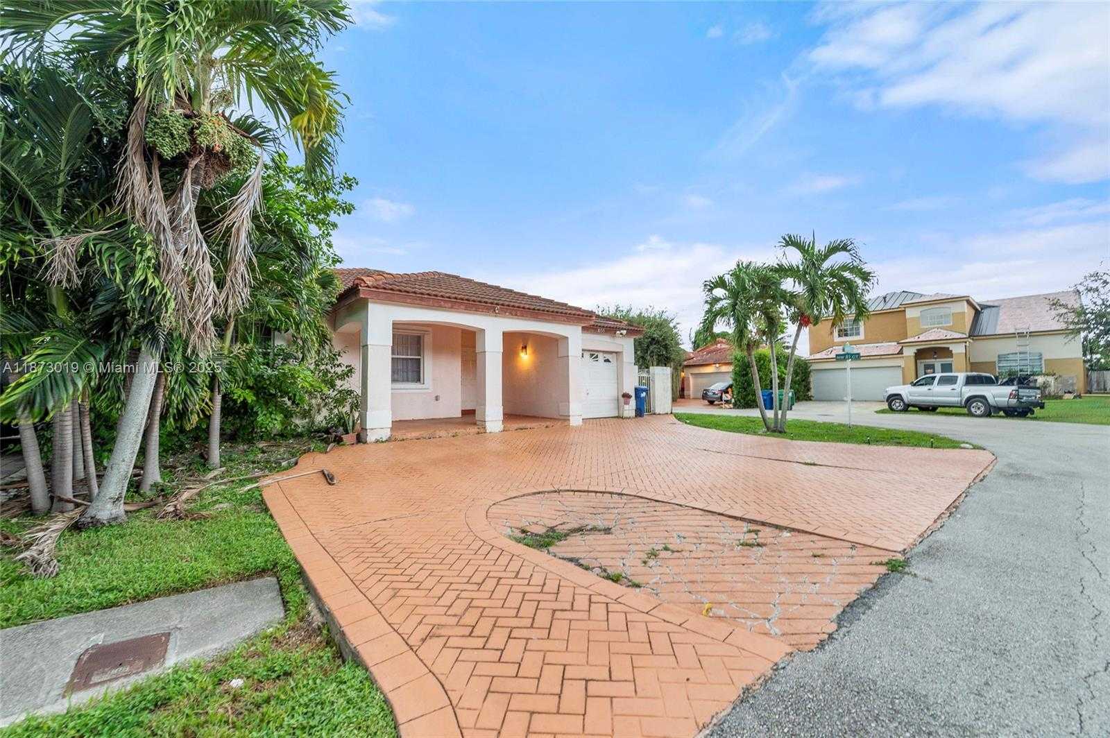 Small Image of 8155 NORTH WEST 201ST ST, Hialeah Number 2