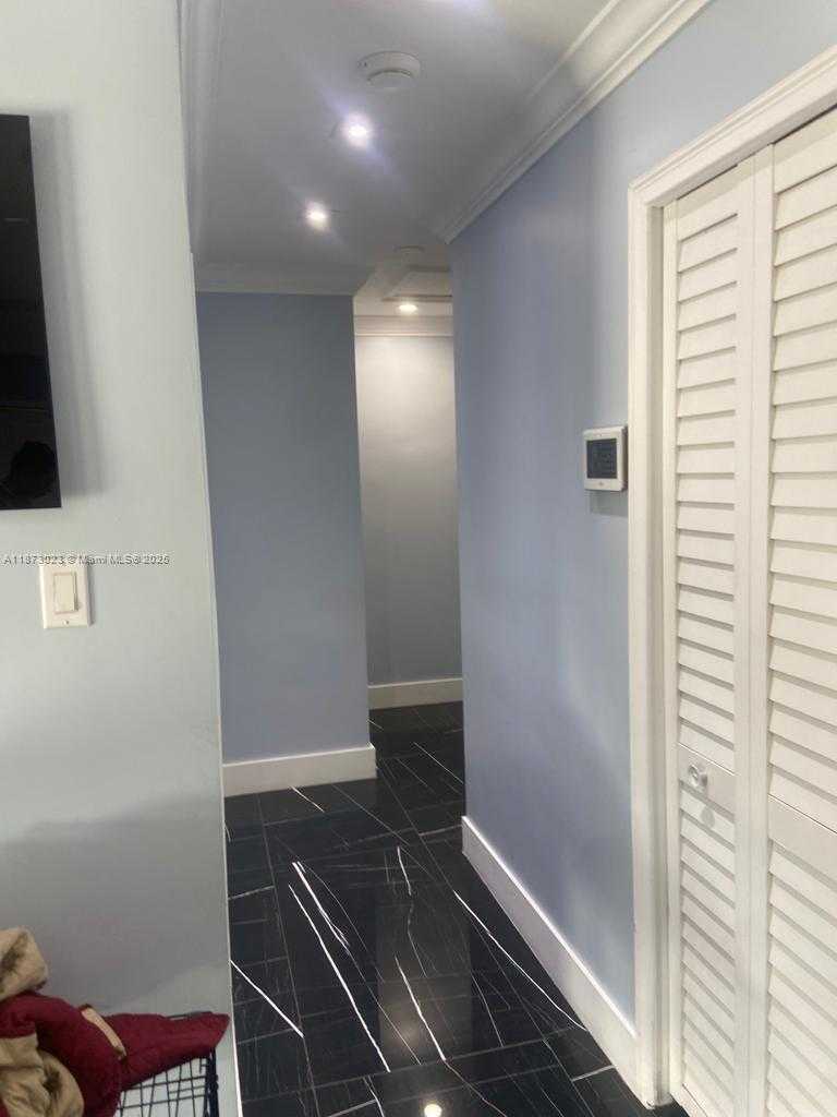 Small Image of 18120 NORTH WEST 49TH AVE, Miami Gardens Number 12