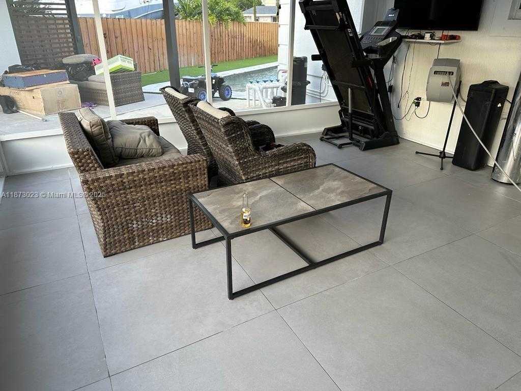 Small Image of 18120 NORTH WEST 49TH AVE, Miami Gardens Number 19