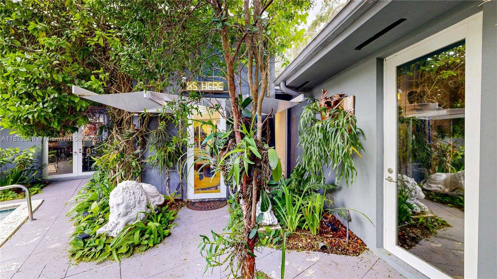 Small Image of 2101 TIGERTAIL AVE, Miami Number 13