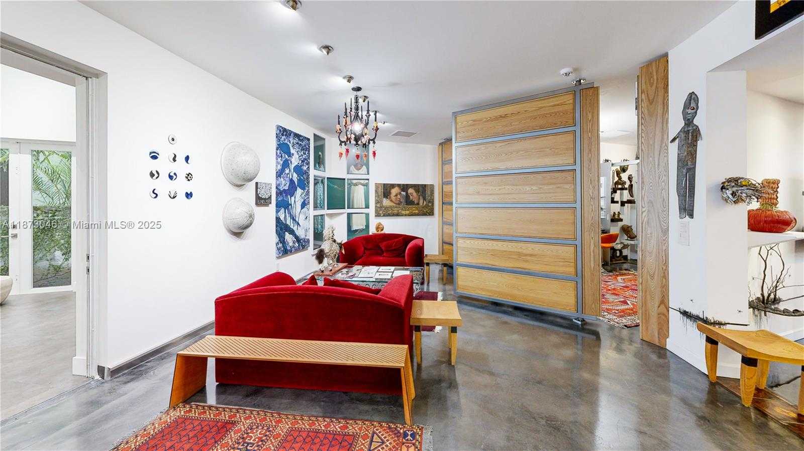 Small Image of 2101 TIGERTAIL AVE, Miami Number 26