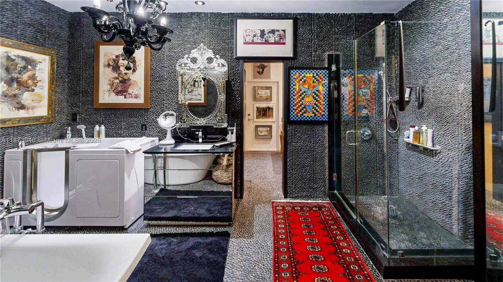 Small Image of 2101 TIGERTAIL AVE, Miami Number 58