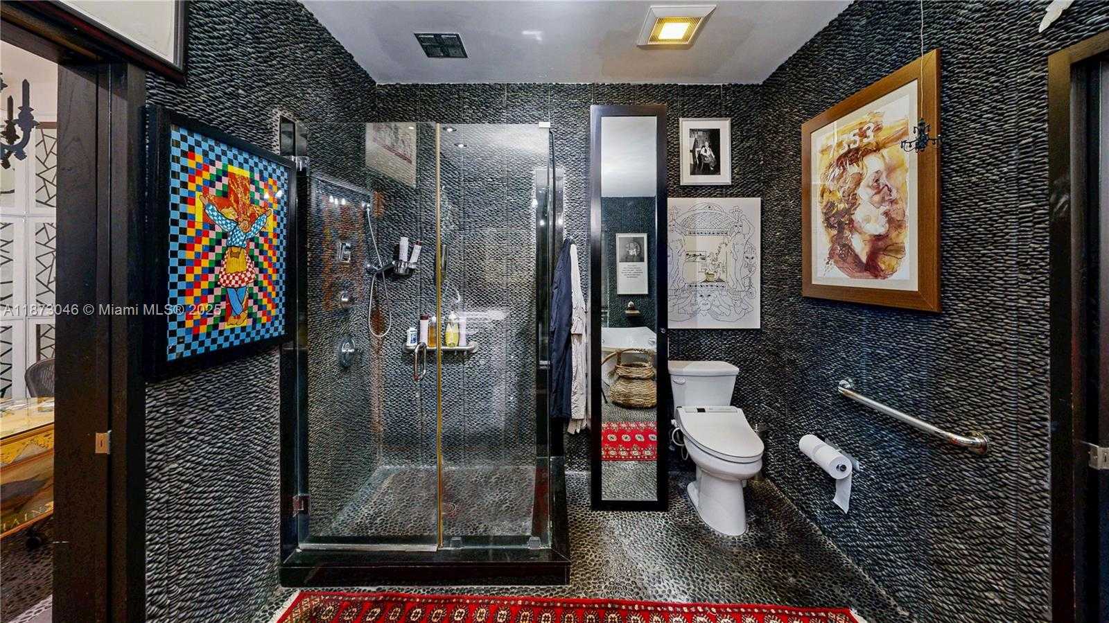 Small Image of 2101 TIGERTAIL AVE, Miami Number 60