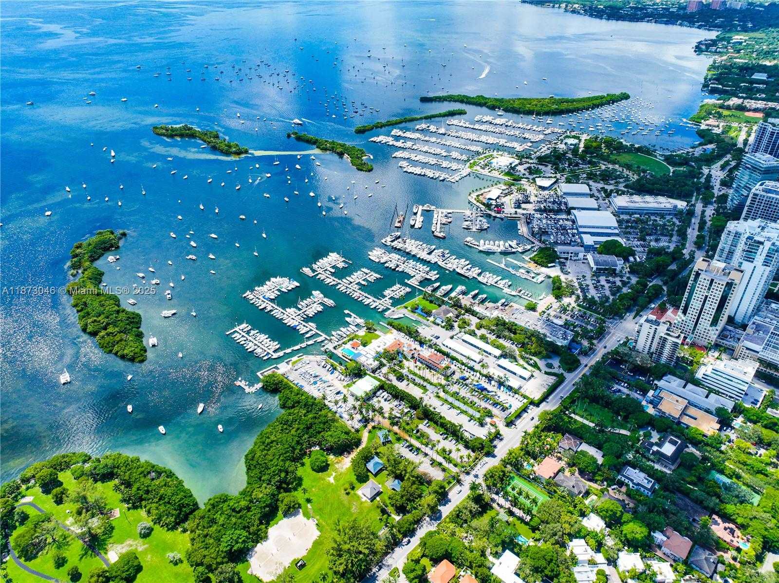 Small Image of 2101 TIGERTAIL AVE, Miami Number 90