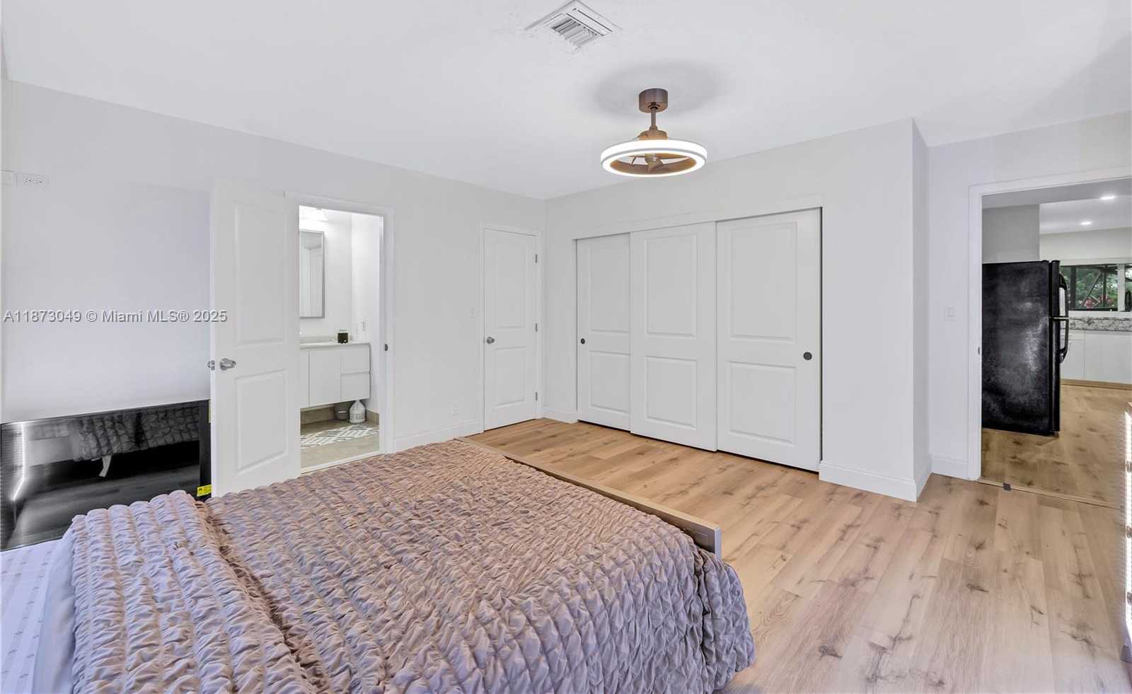 Small Image of 3211 CALLE LARGO DR, Hollywood Number 14