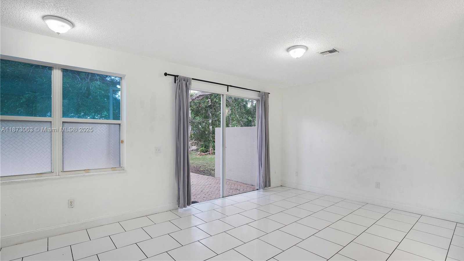 Small Image of 1498 NORTH WEST 153RD LN, Pembroke Pines Number 10