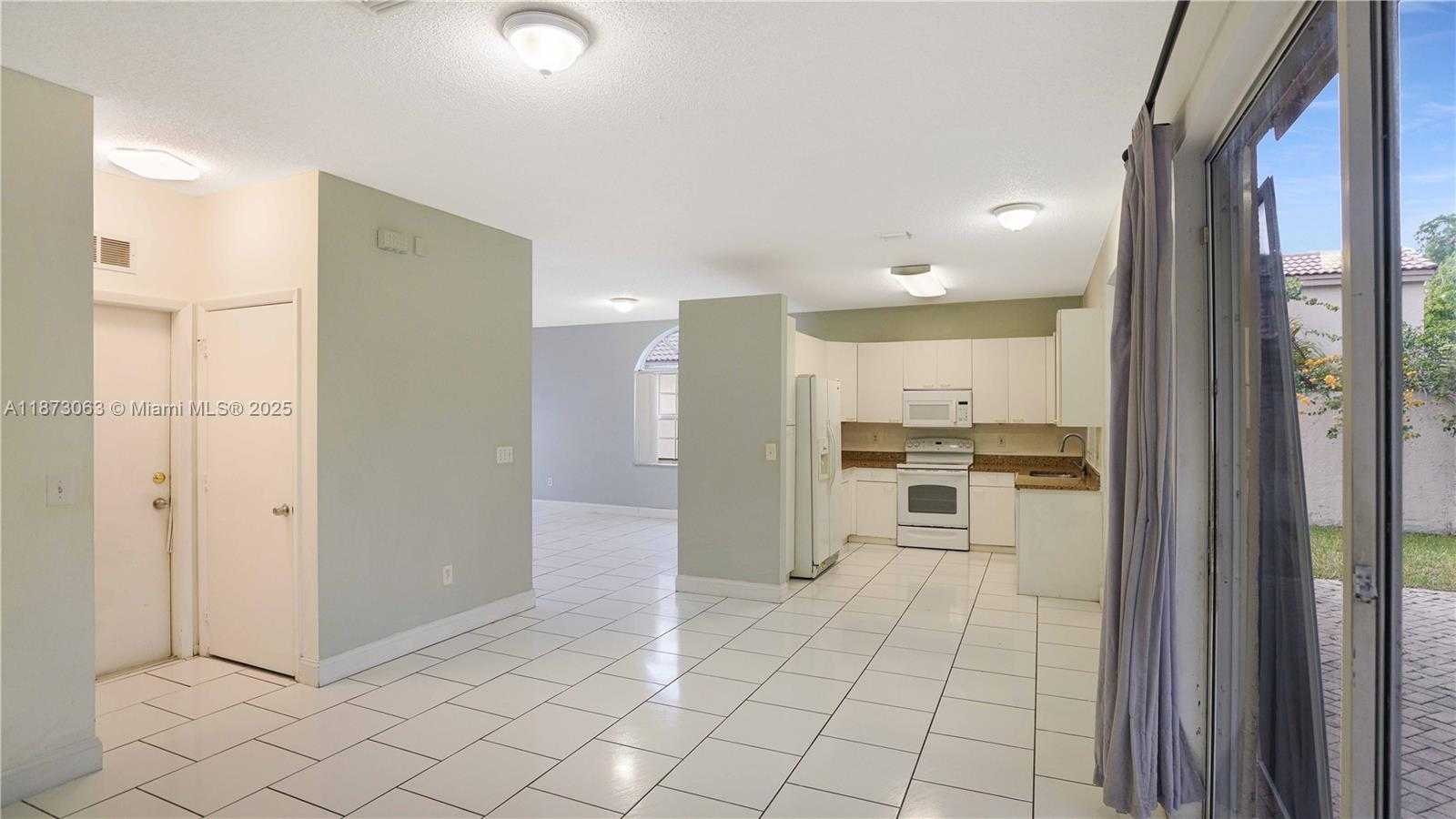 Small Image of 1498 NORTH WEST 153RD LN, Pembroke Pines Number 12