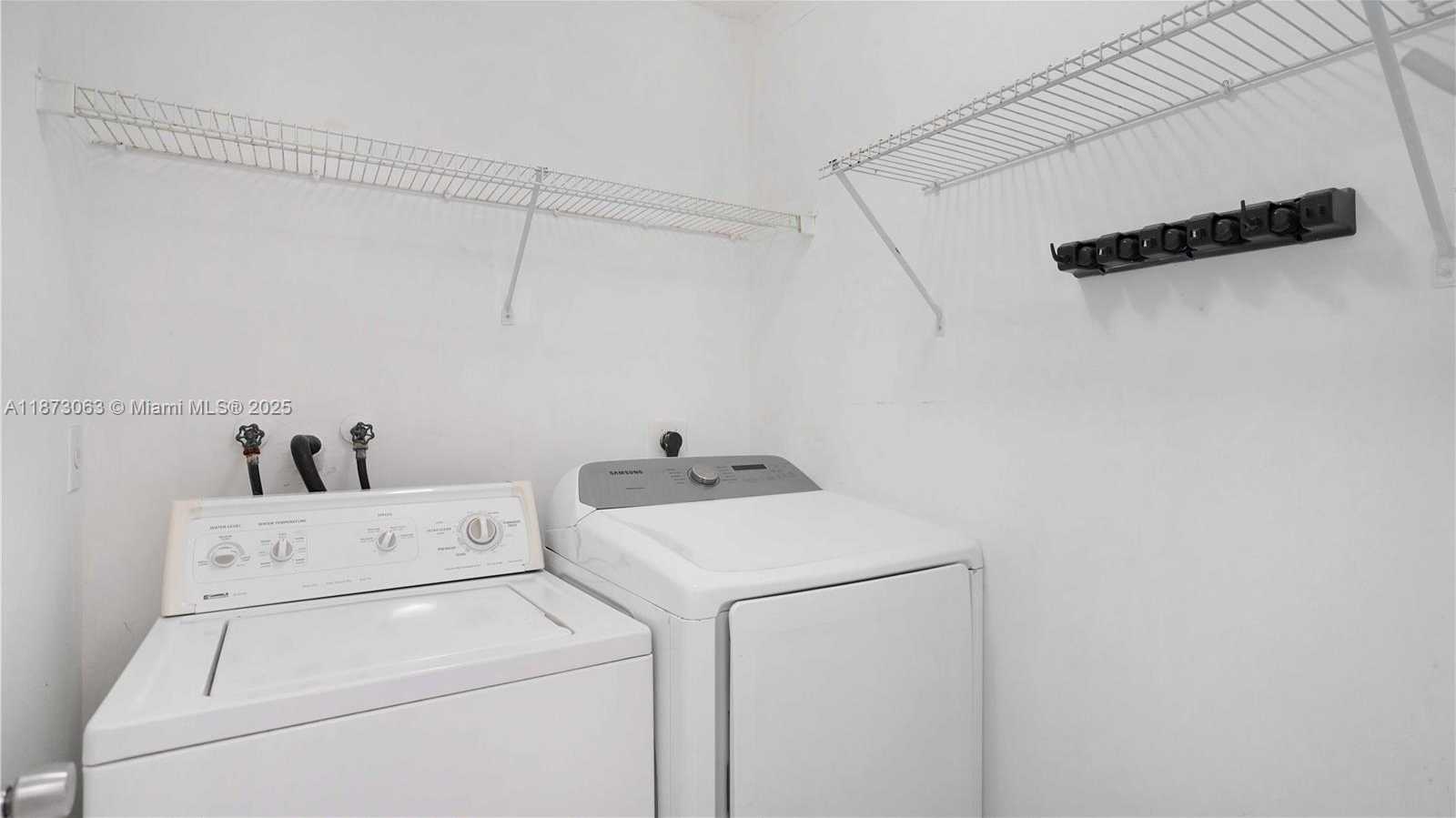 Small Image of 1498 NORTH WEST 153RD LN, Pembroke Pines Number 15