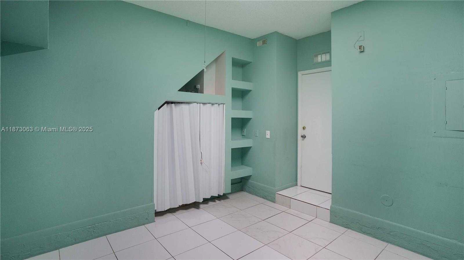 Small Image of 1498 NORTH WEST 153RD LN, Pembroke Pines Number 19