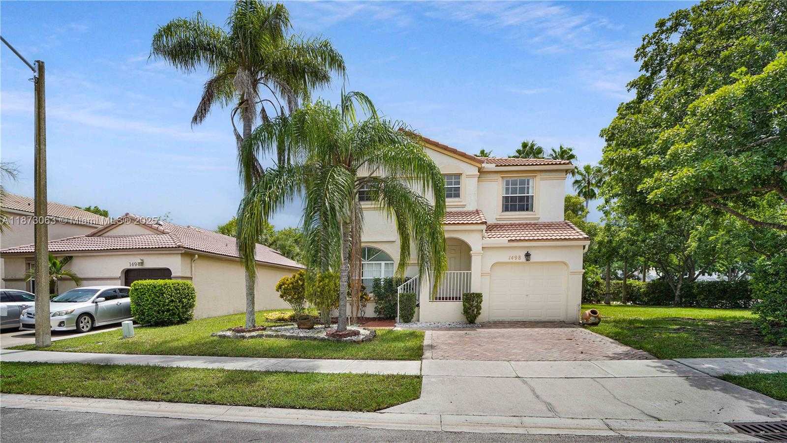 Small Image of 1498 NORTH WEST 153RD LN, Pembroke Pines Number 2