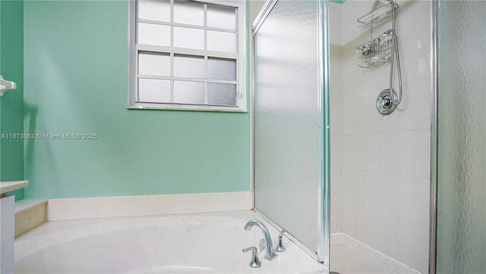 Small Image of 1498 NORTH WEST 153RD LN, Pembroke Pines Number 27