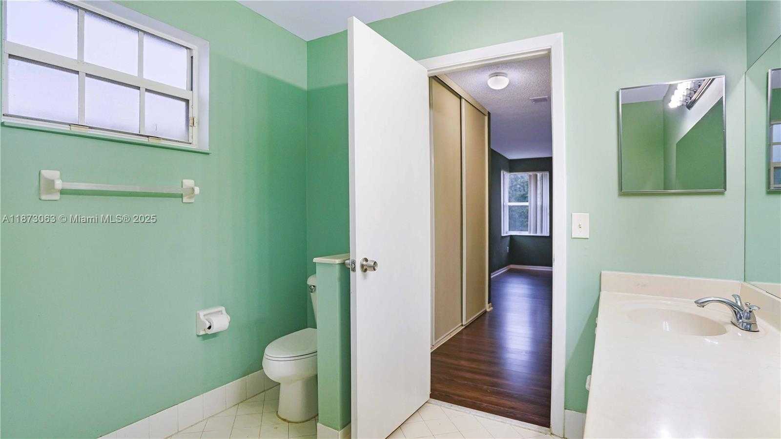 Small Image of 1498 NORTH WEST 153RD LN, Pembroke Pines Number 29