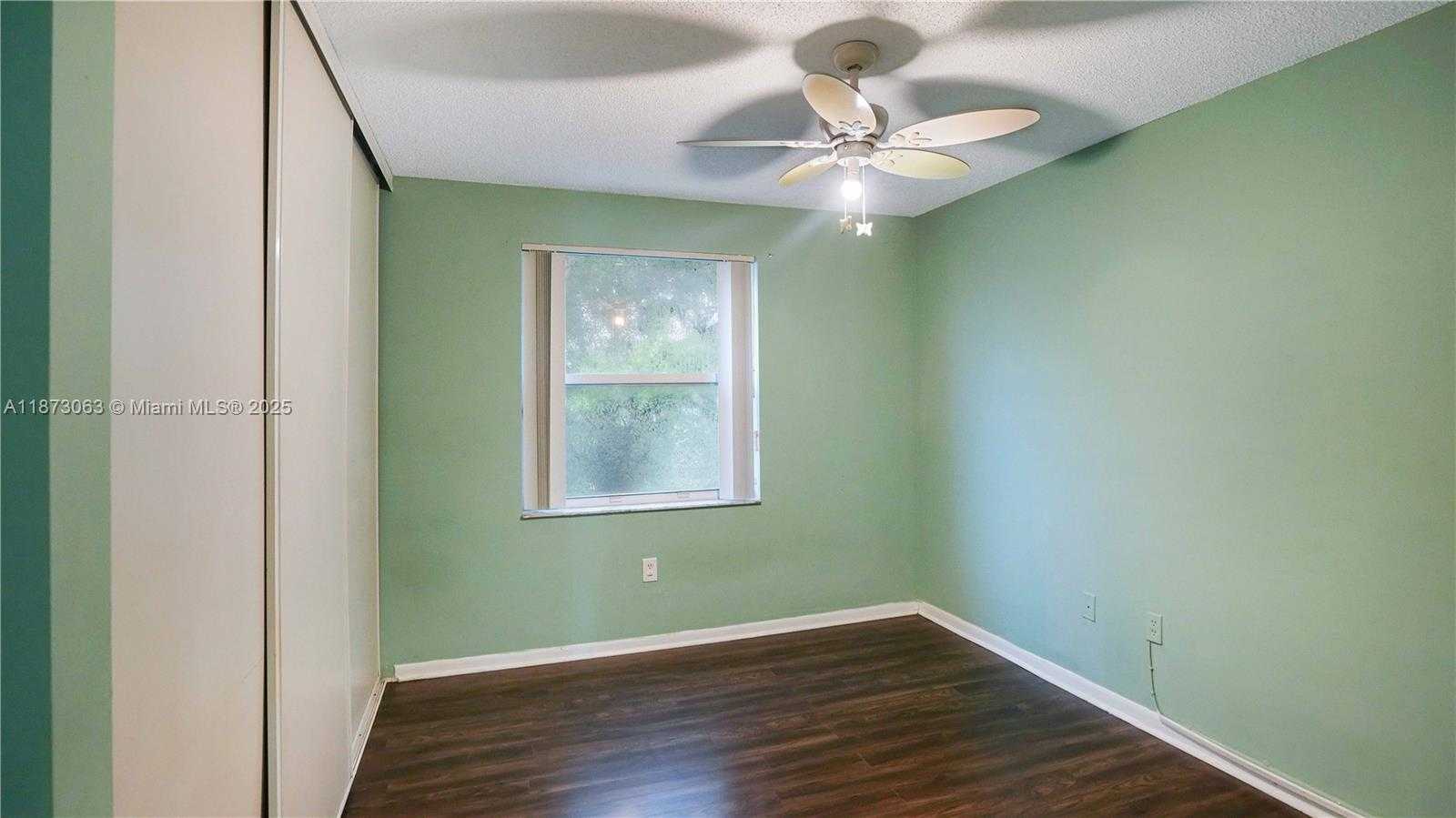Small Image of 1498 NORTH WEST 153RD LN, Pembroke Pines Number 34